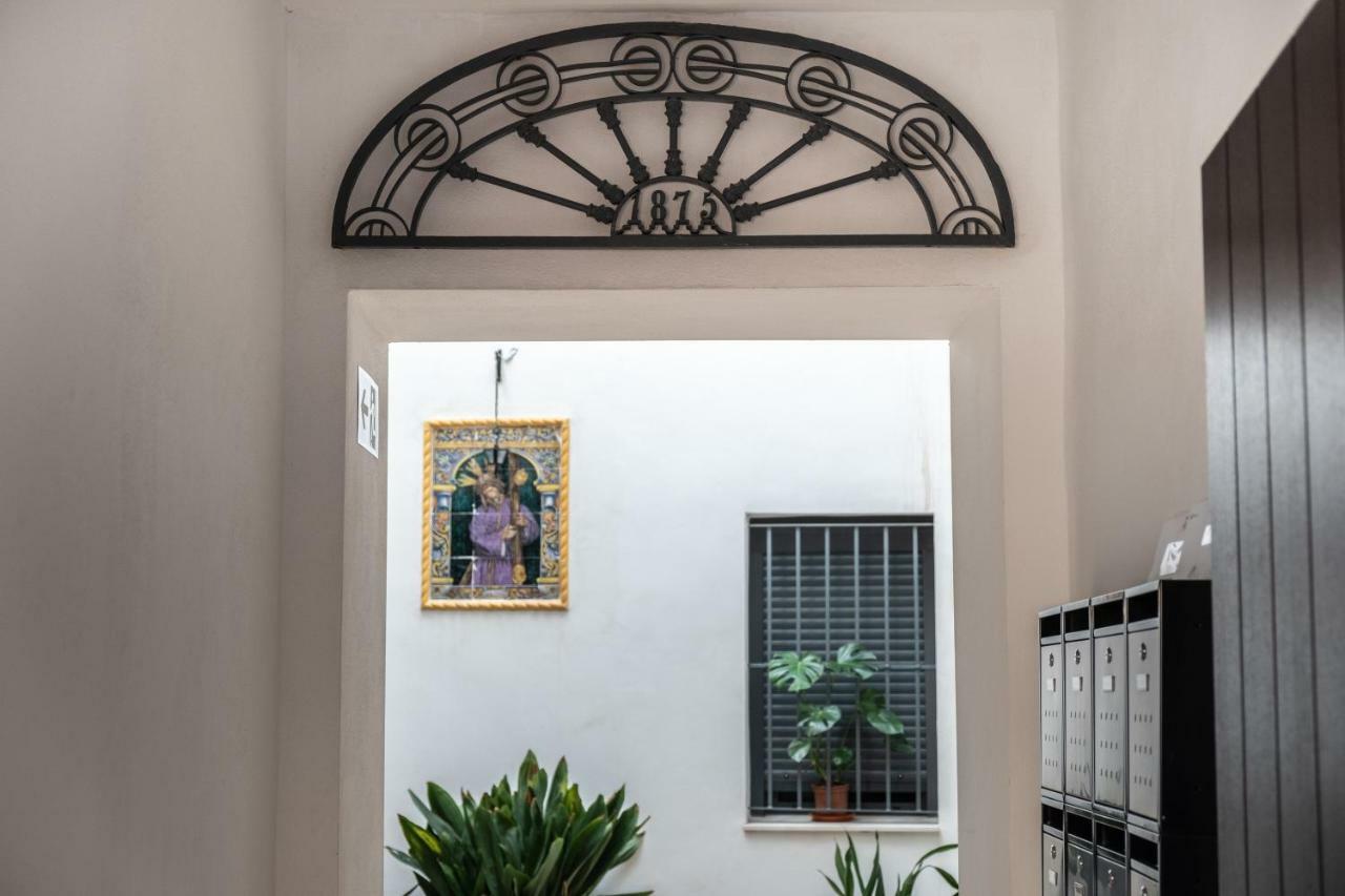 La Juderia Del Buen Viaje Apartment Seville Luaran gambar